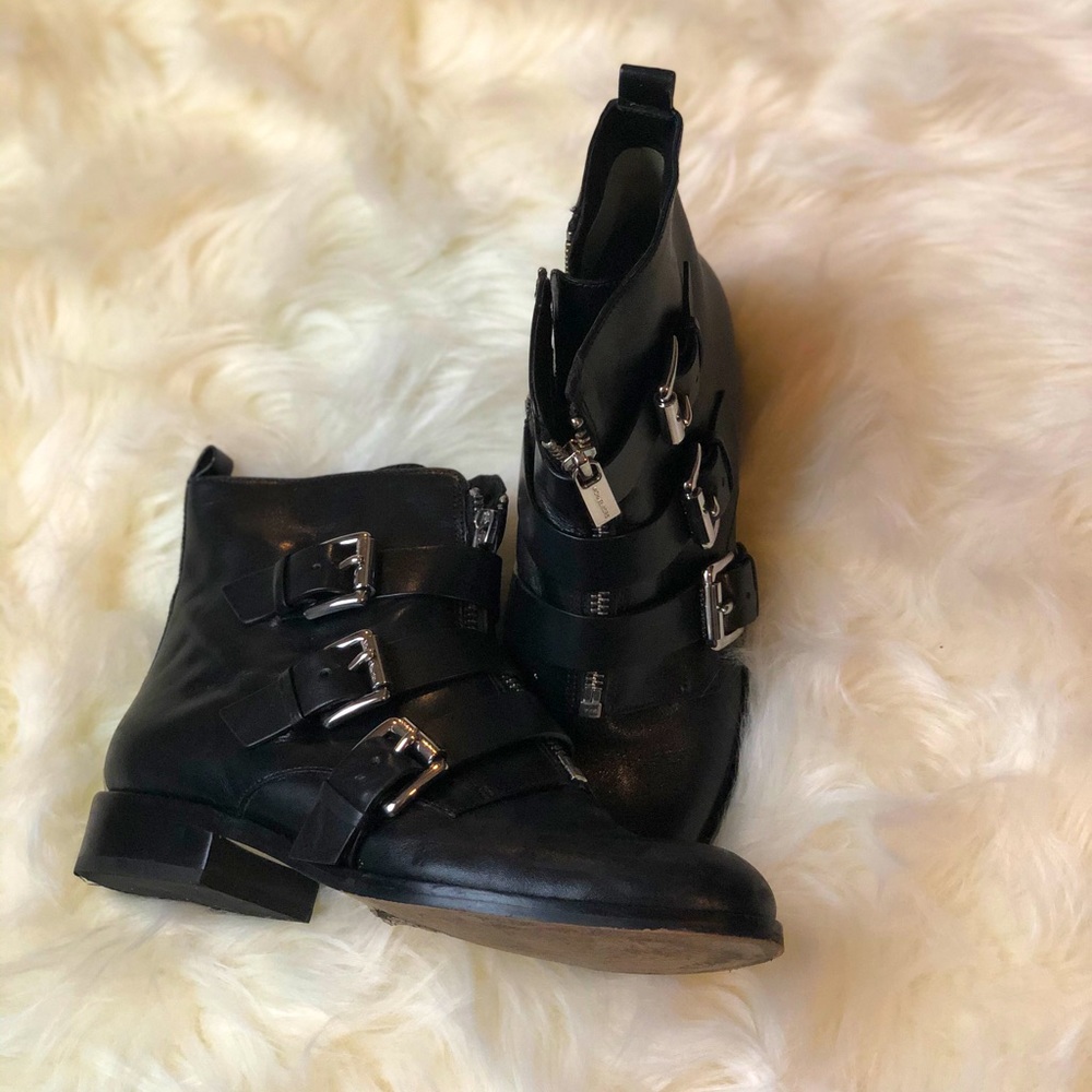 SOLD Michael Kors boots